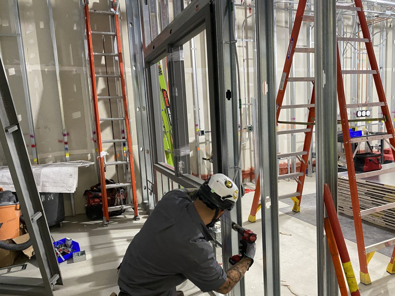 Encore Electric Performs Specialized Electrical Service for MissionCritical Healthcare Encore